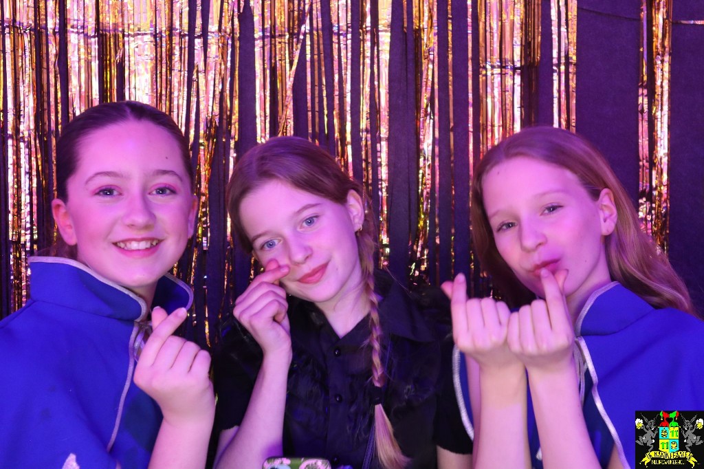 ../Images/Jeugd Opwarmbal Photobooth 404.jpg